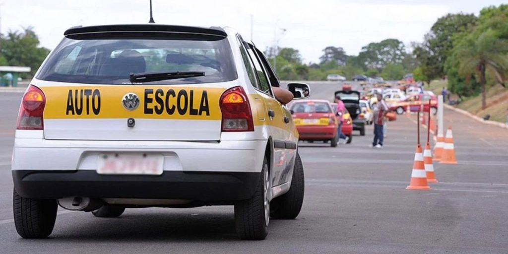 Fim das autoescolas no Brasil? A real situação do que está acontecendo para todos que querem tirar CNH 