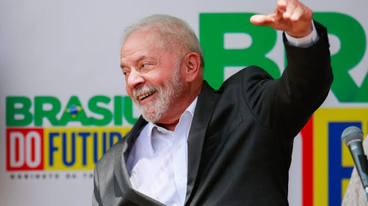 SÓ FUNCIONA SE FOR ASSIM: Lula libera lote bilionário em emendas em um único dia.